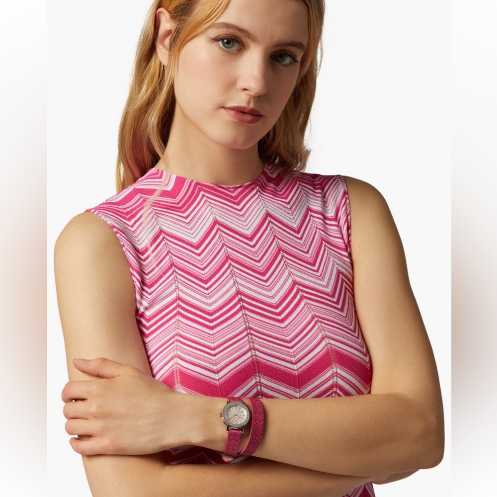 Missoni Women's Interchangeable Strap Watch with Silver or Pink Leather Strap - Picture 4 of 8